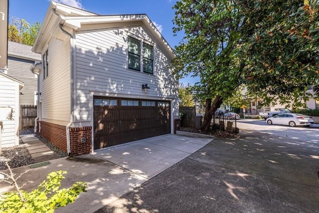 69 Randolph St Ne #B - Photo 2 of 19