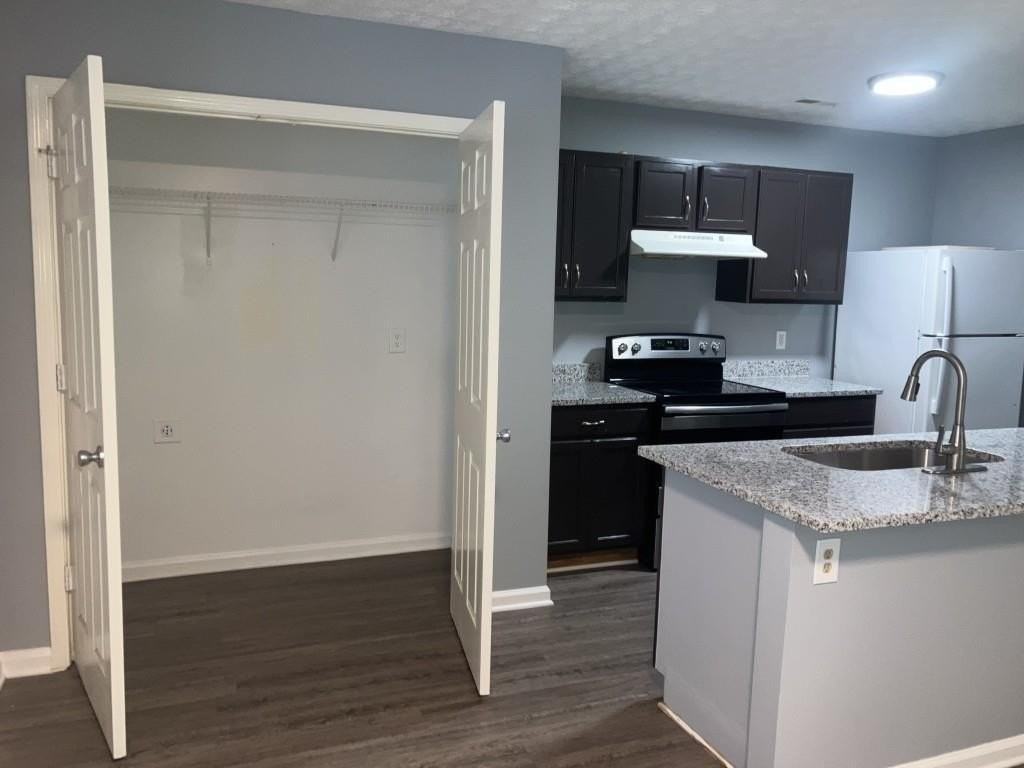 7700 Bernardo Dr - Photo 2 of 19