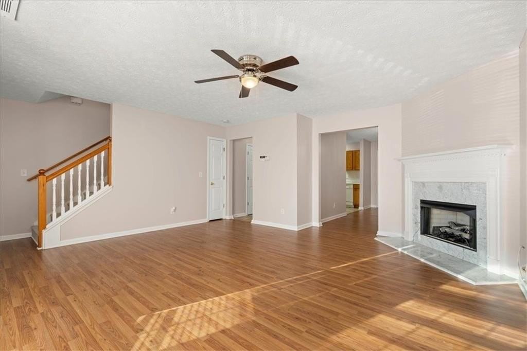 5583 Windfall Ln - Photo 6 of 25