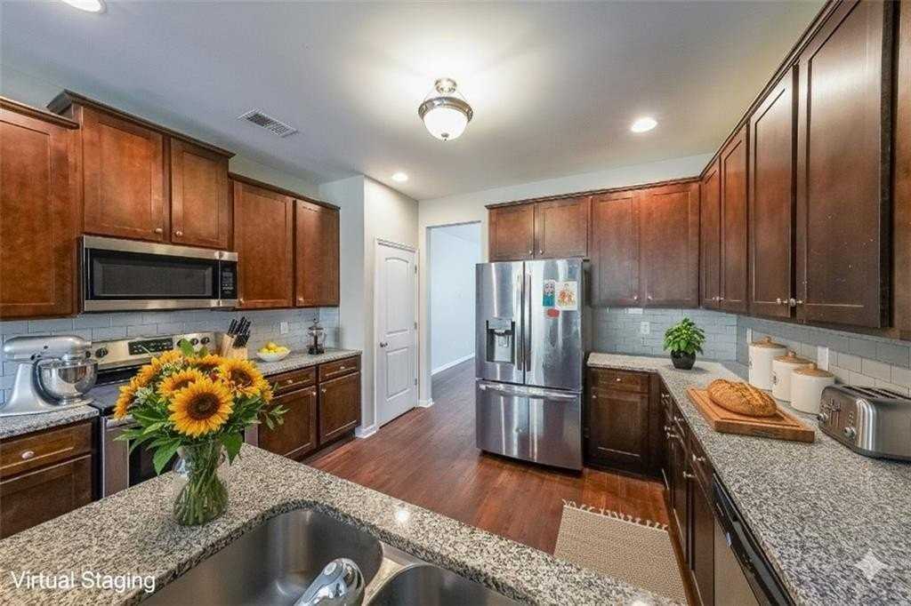 819 Still Hill Ln - Photo 7 of 21