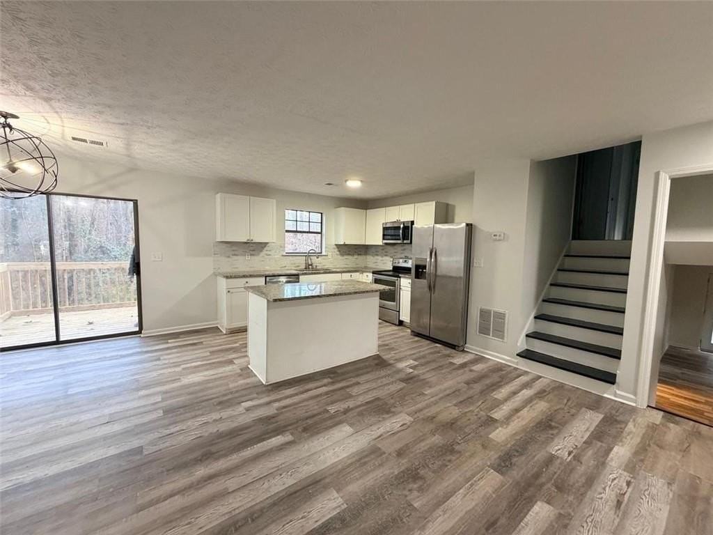 1909 Suwanee Valley Rd - Photo 3 of 18