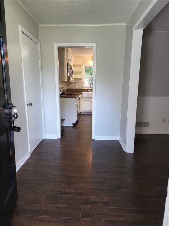 1476 Dupree Rd - Photo 3 of 26