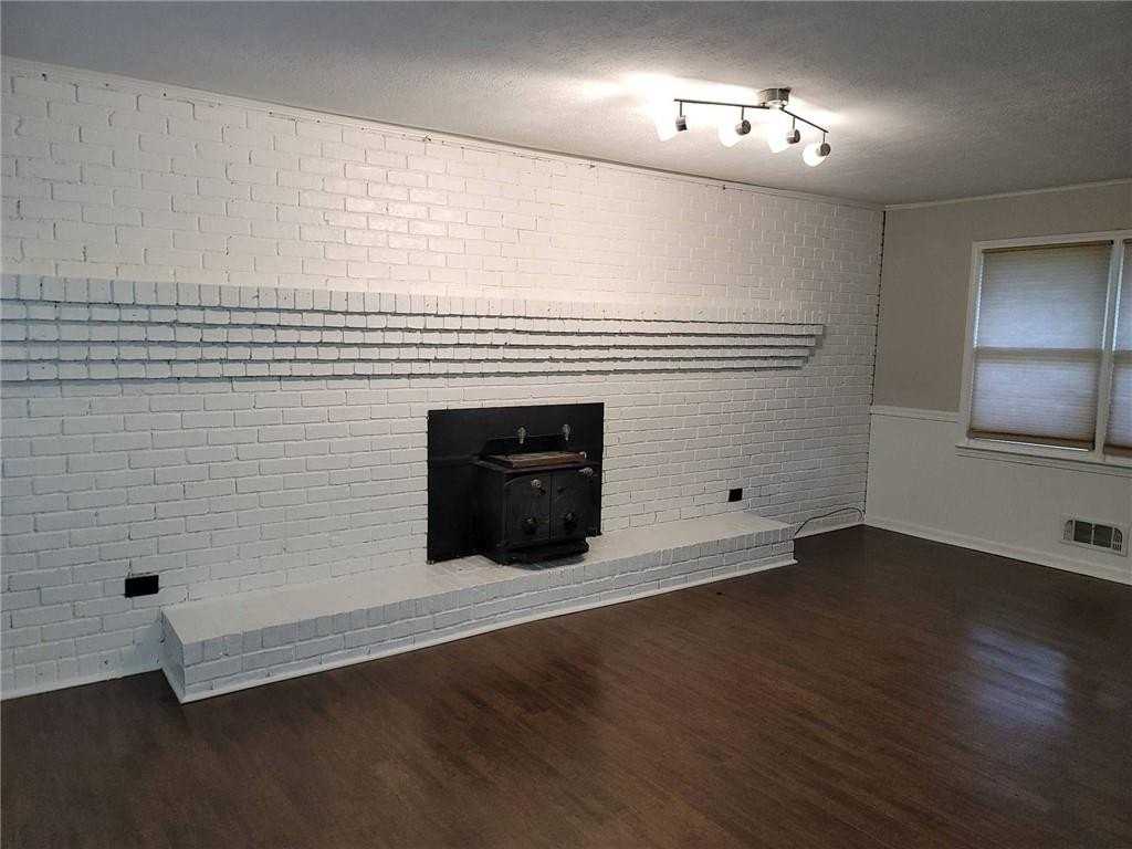 1476 Dupree Rd - Photo 6 of 26