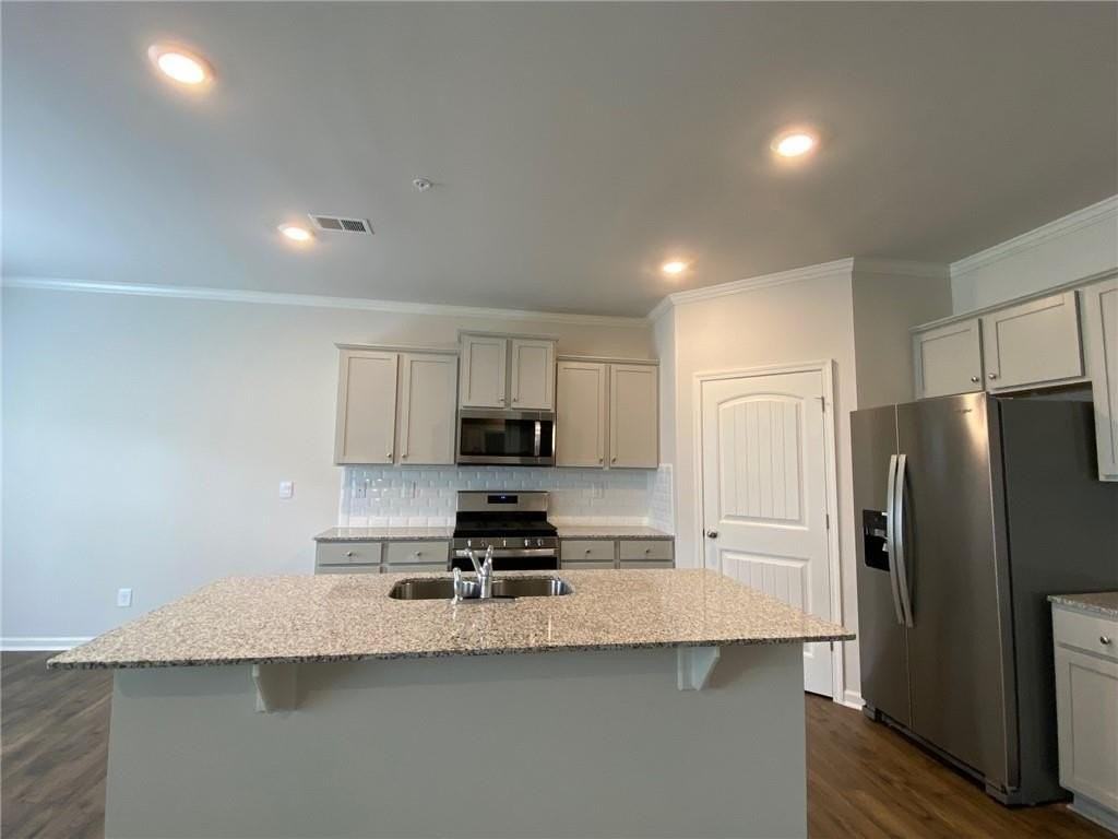 2715 Piper Dr - Photo 5 of 21