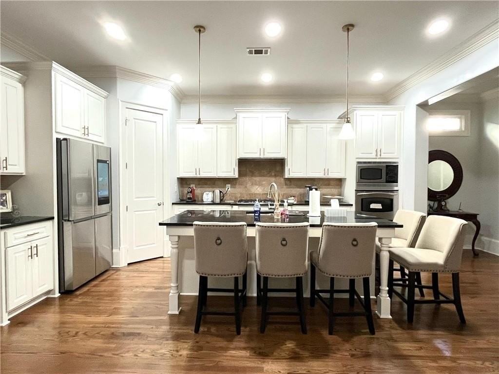 3445 Rialto Pl - Photo 3 of 22