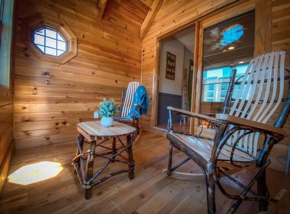 544 E Main St - Photo 5 of 19