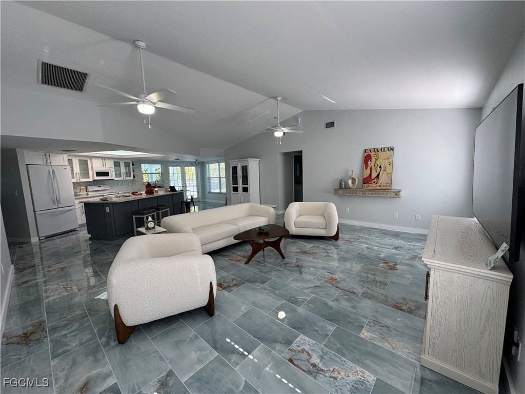 3707 Se 8th Pl - Photo 2 of 15