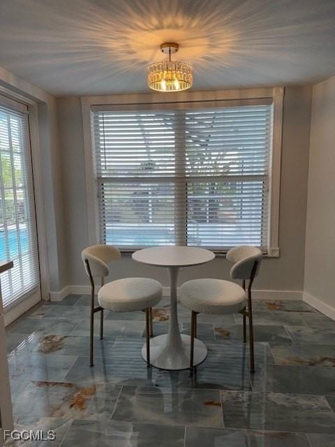 3707 Se 8th Pl - Photo 4 of 15