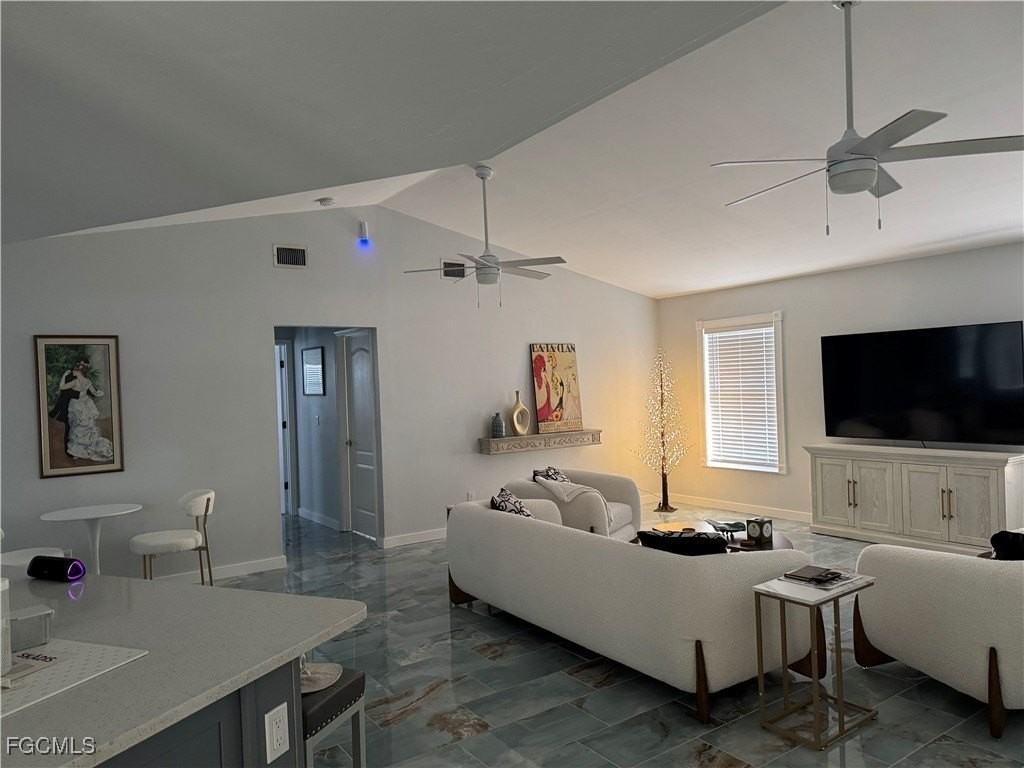 3707 Se 8th Pl - Photo 7 of 15