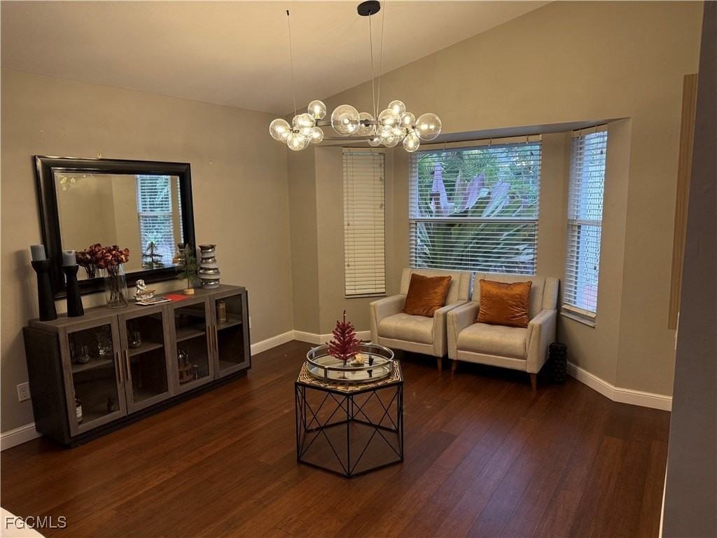 18015 Horseshoe Bay Cir - Photo 3 of 9