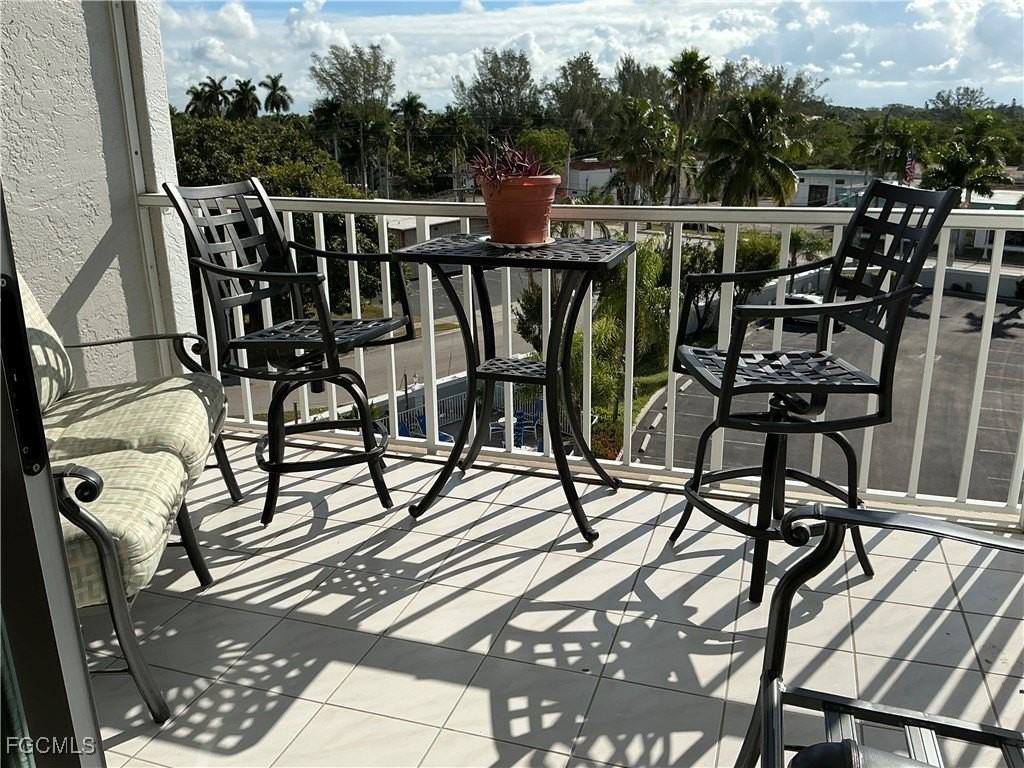 2885 Palm Beach Blvd #408 - Photo 4 of 50