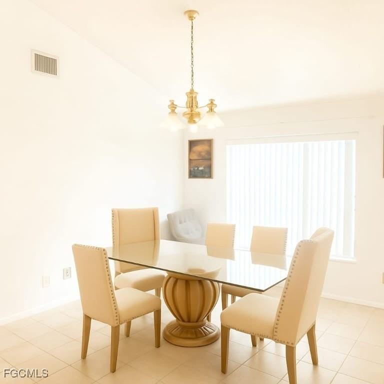 1925 Gardner Ave - Photo 3 of 14