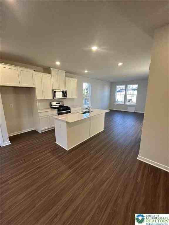 7700 Clayton Ave - Photo 4 of 17