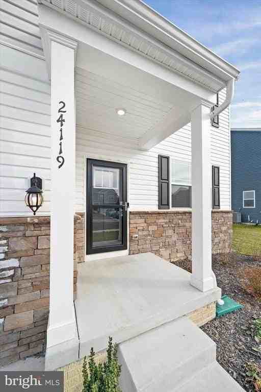 24119 Hammerhead Dr - Photo 4 of 50