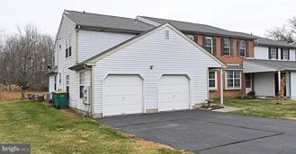 592B Wrensong Rd #B - Photo 1 of 1