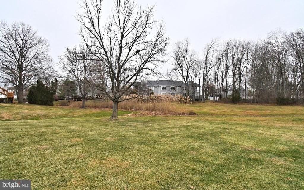 592B Wrensong Rd #B - Photo 7 of 50