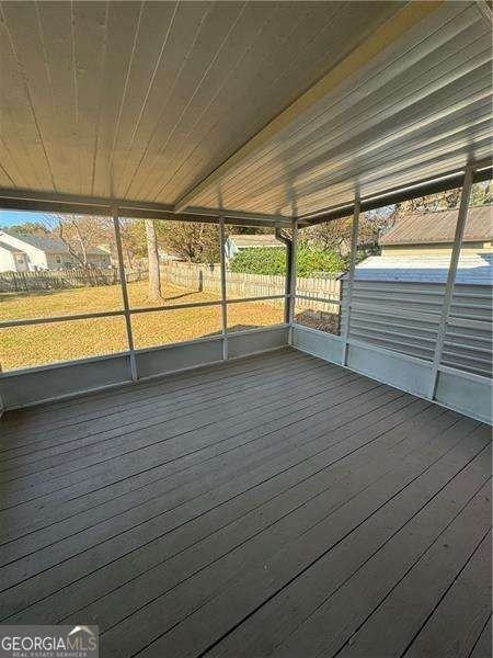 4392 Gravitt Pl - Photo 7 of 27