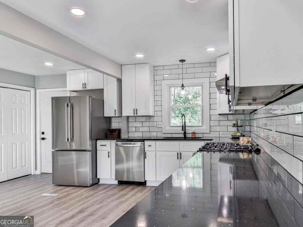 5205 Silhouette Ln Sw - Photo 6 of 18