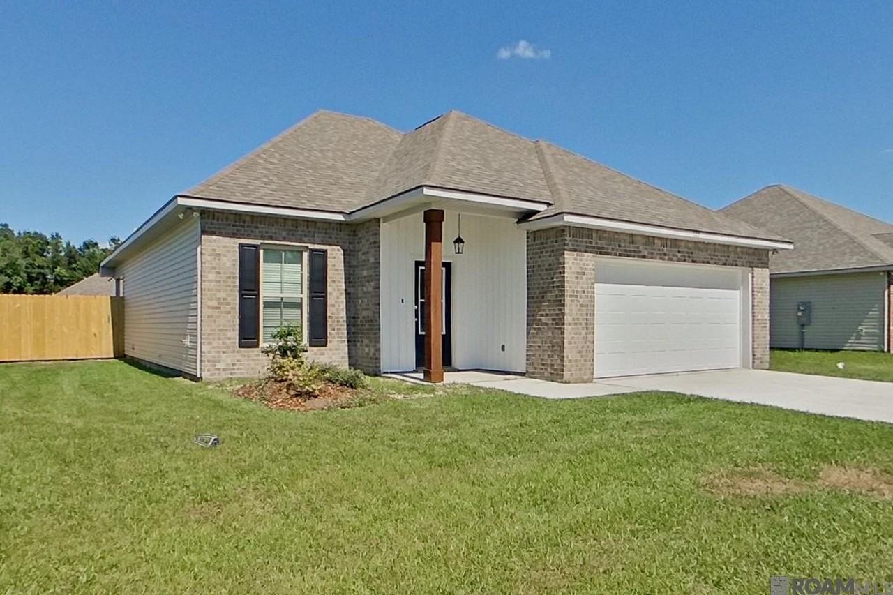 105 Hendrix Rd - Photo 2 of 23