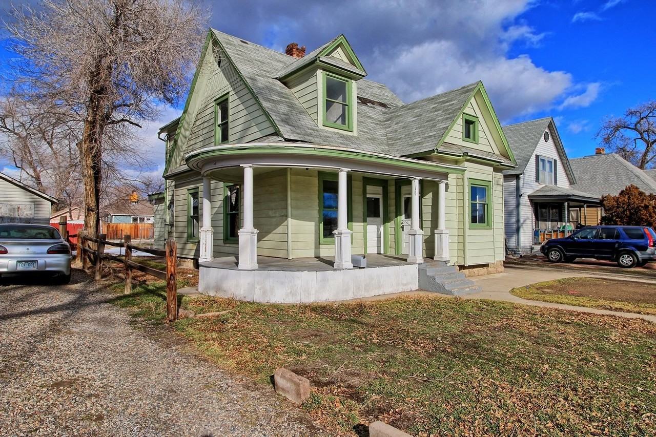 1144 Grand Ave - Photo 4 of 37