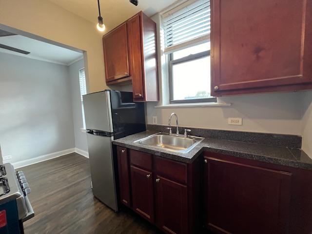 3149 N Springfield Ave - Photo 6 of 10