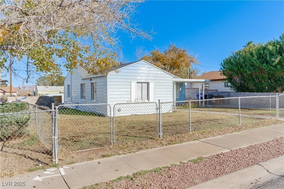 407 Republic St - Photo 7 of 21