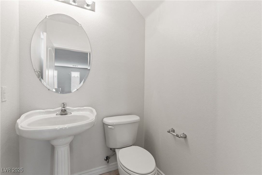 2831 Dunnottar Ave #0 - Photo 7 of 28