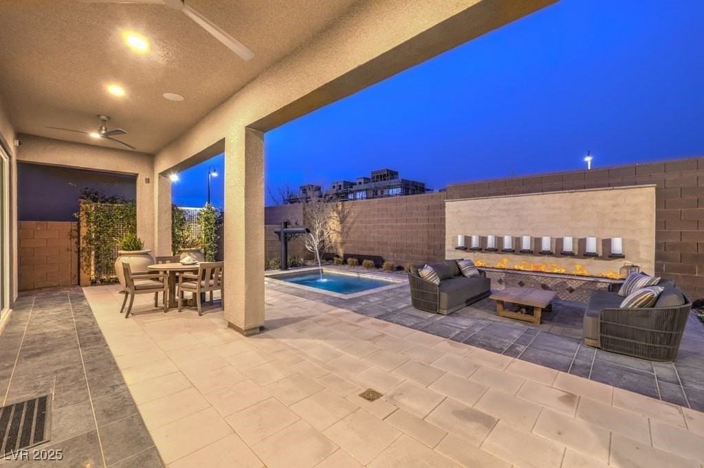 2542 Strathmill Ave - Photo 4 of 50