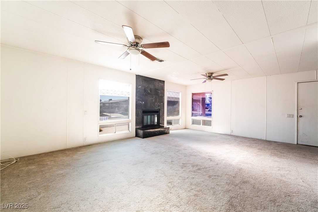 4790 Fuentes Way - Photo 5 of 41