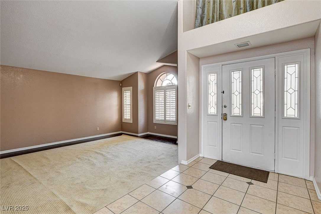 8344 Snowmass Dr - Photo 5 of 50