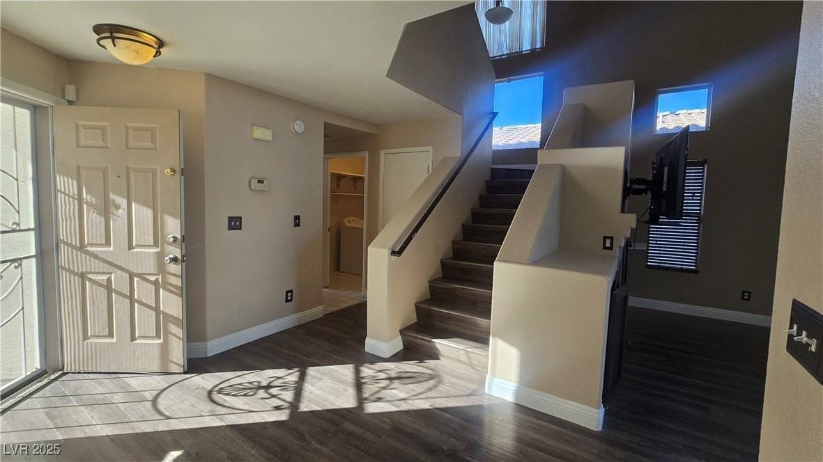 7308 Wandering St - Photo 5 of 36