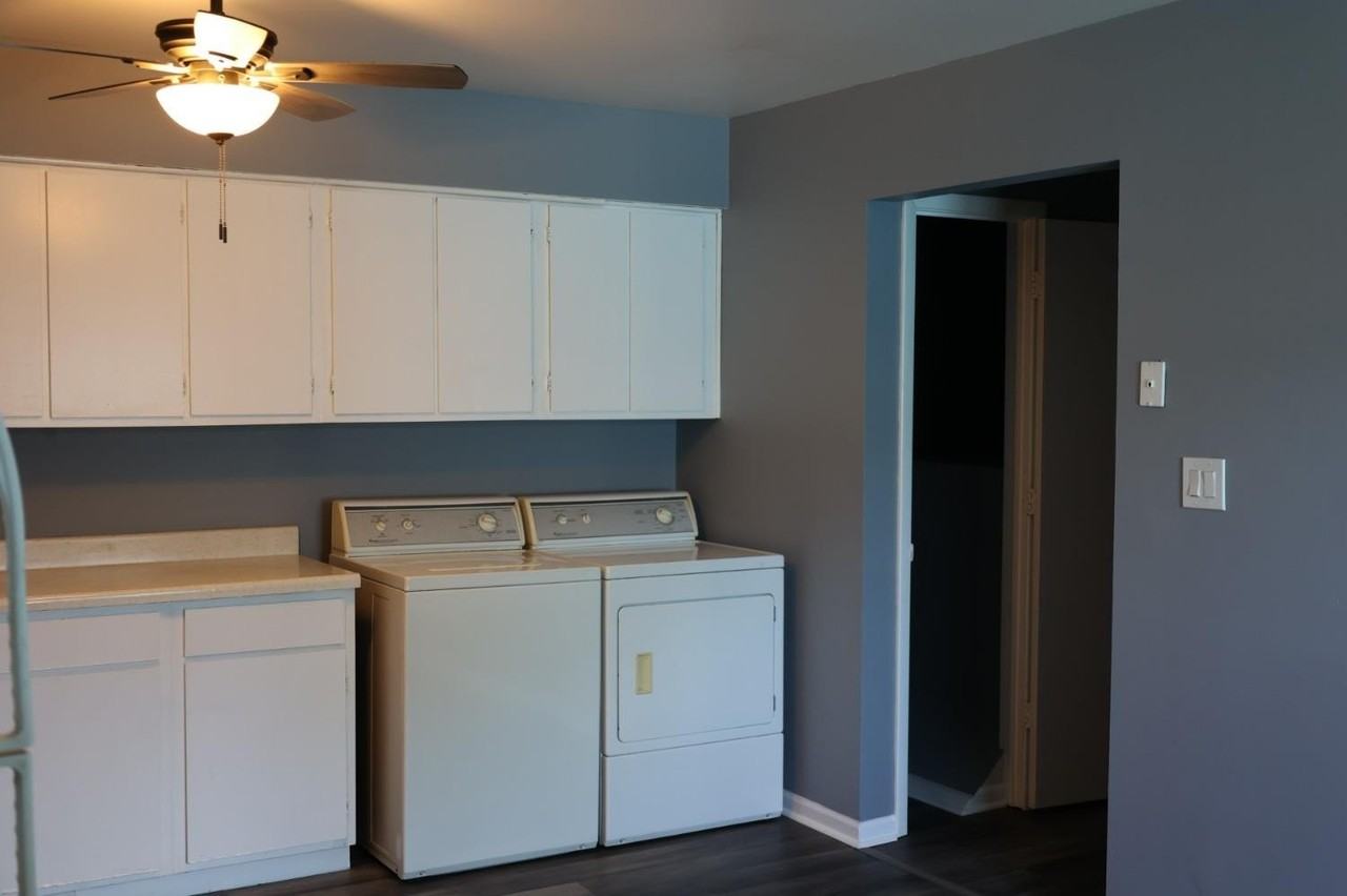 431 Vine St Unit 429 #429 - Photo 4 of 11