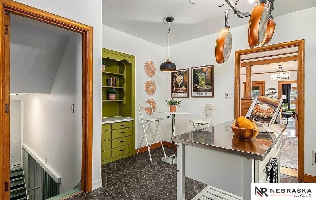 15010 Chandler Rd - Photo 3 of 27