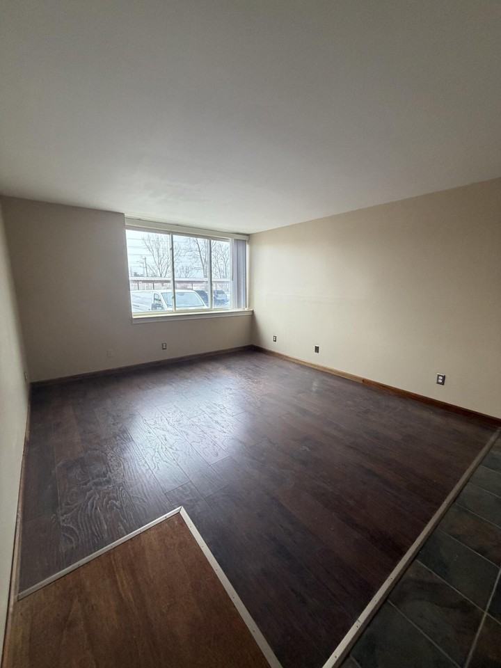 3911 Fort St Apt 114 #114 - Photo 3 of 15