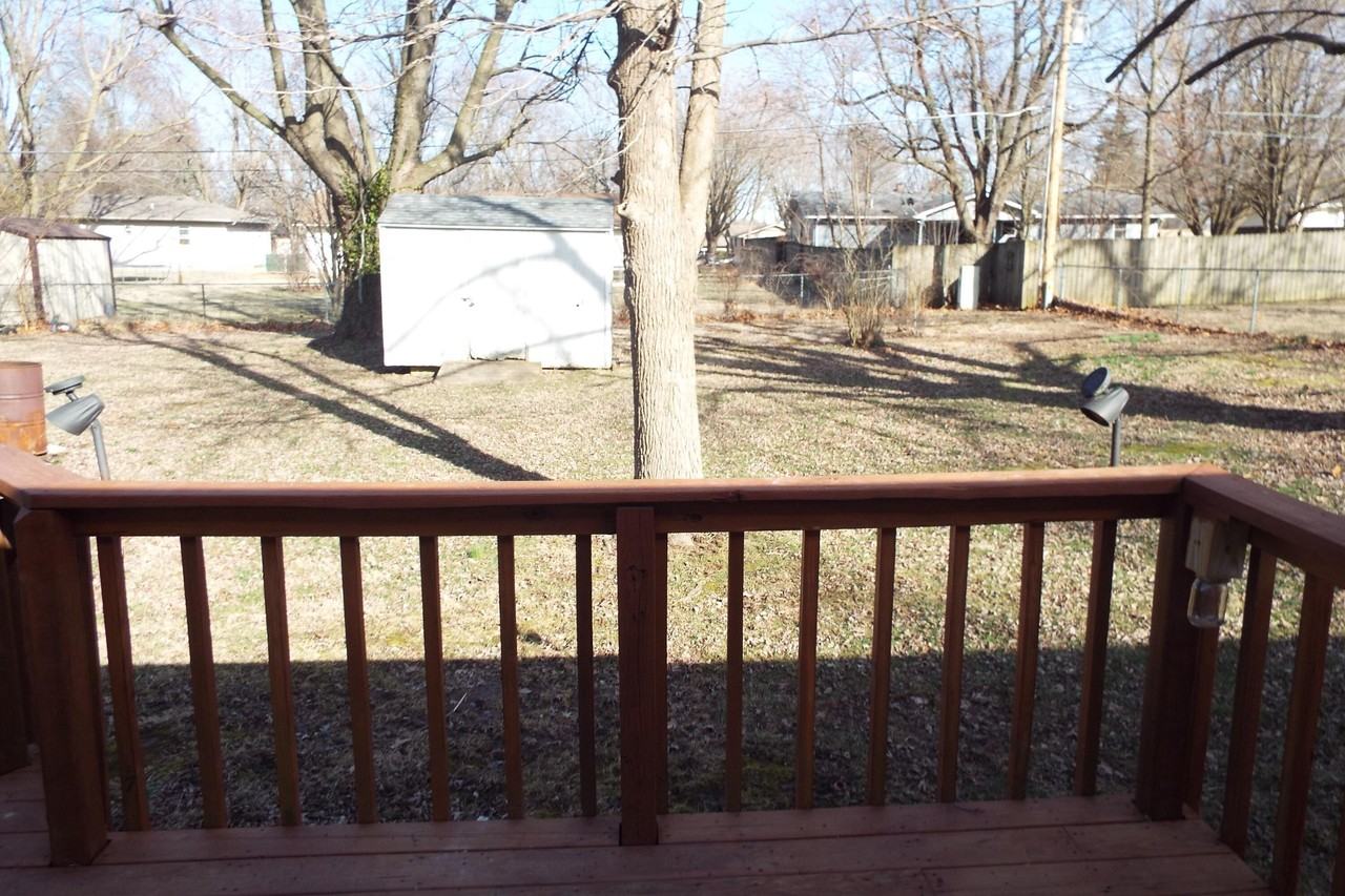 308 Sunshine St - Photo 4 of 15