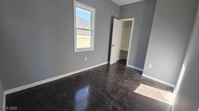 426 S 9th St - Photo 6 of 14