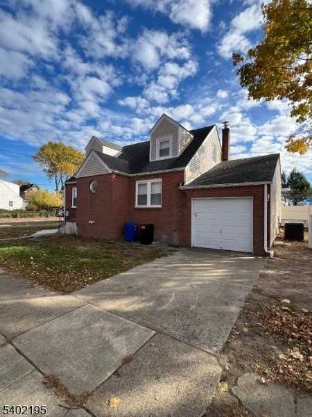 74 Bellevue Ave - Photo 2 of 17