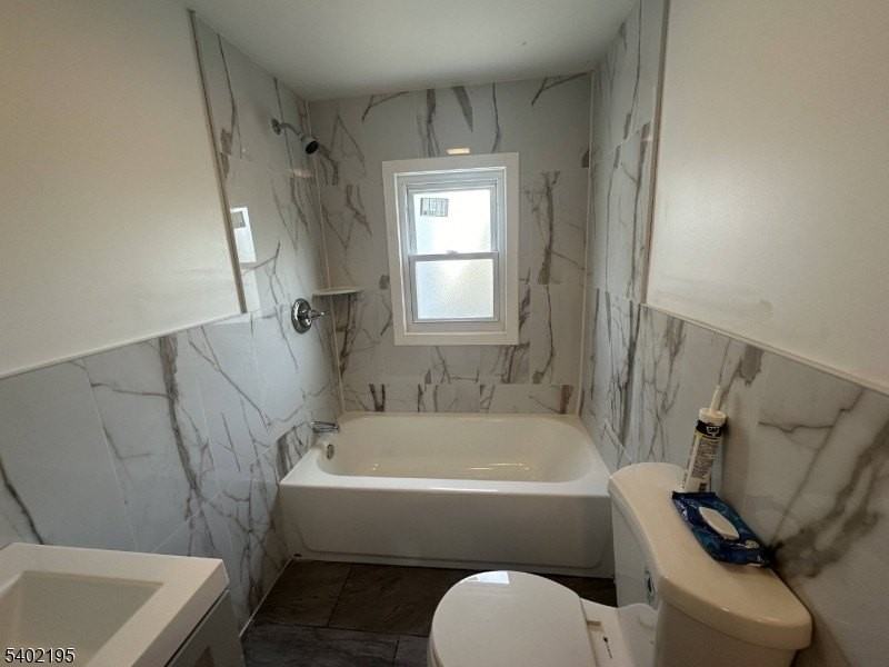 74 Bellevue Ave - Photo 7 of 17