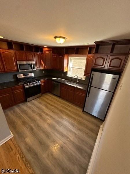 97 Walnut St - Photo 4 of 11