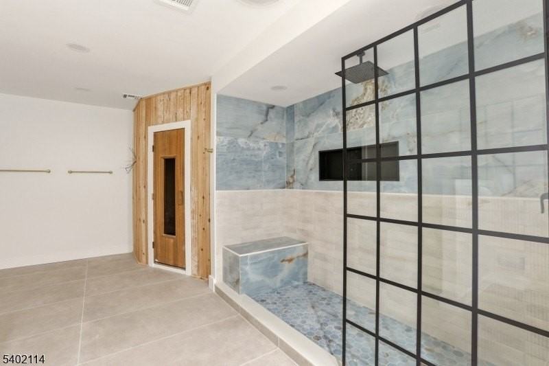 4 Nottingham Dr - Photo 4 of 35