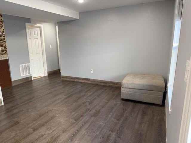 7 Chopin Ct #1B - Photo 4 of 10