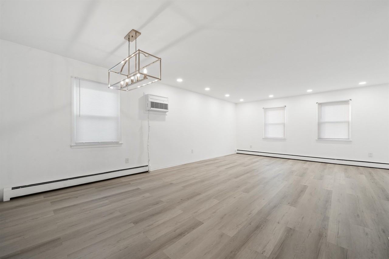 64 Isabella Ave #2 - Photo 3 of 14