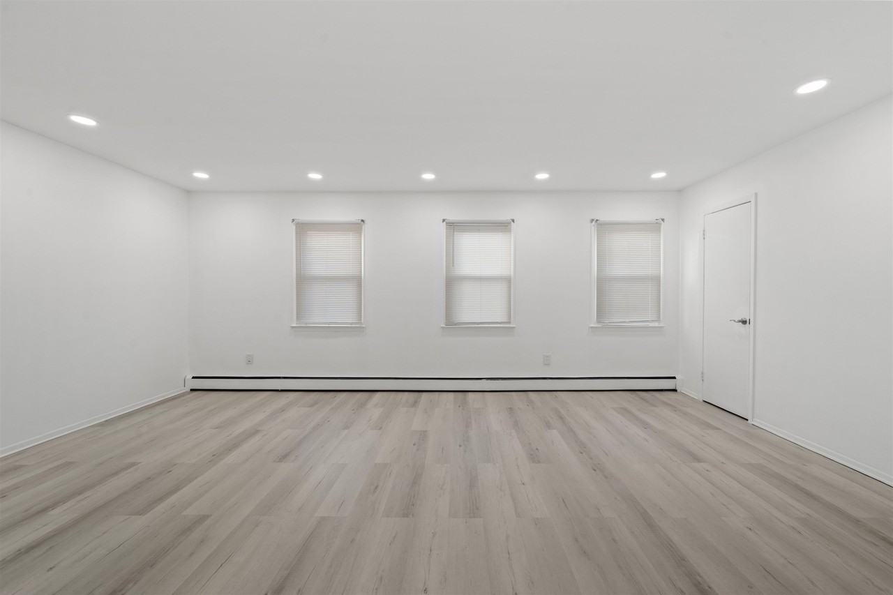 64 Isabella Ave #2 - Photo 4 of 14