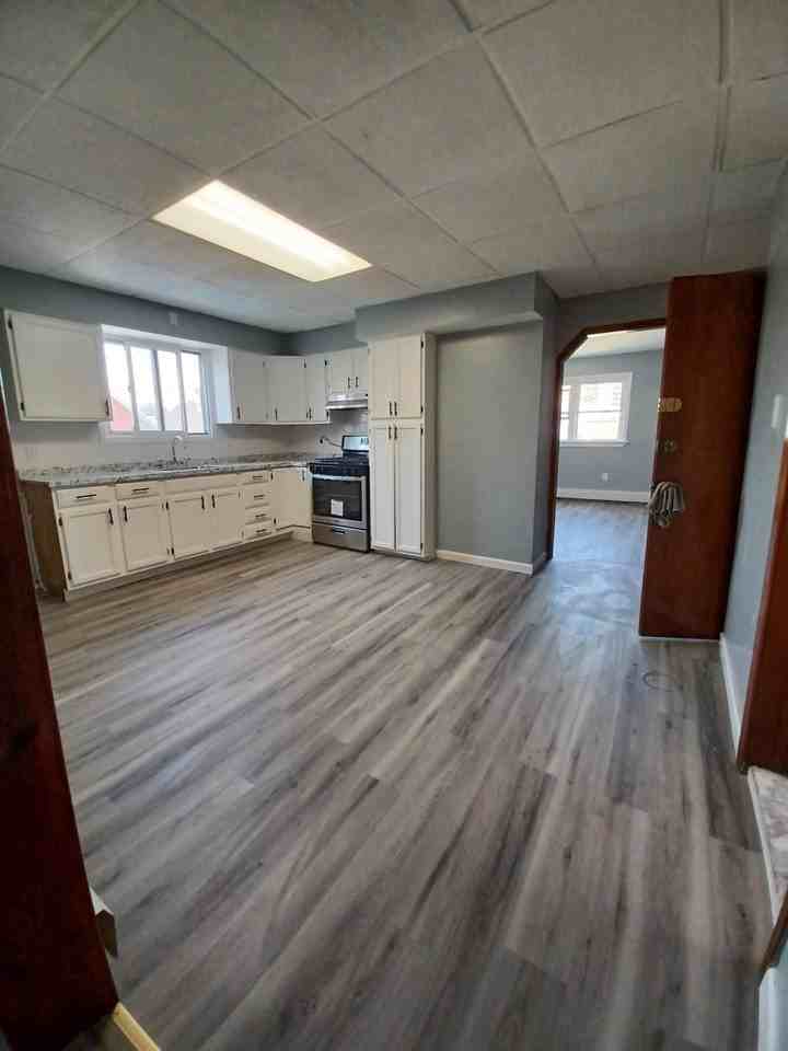 6108 Durham Ave #2 - Photo 4 of 10