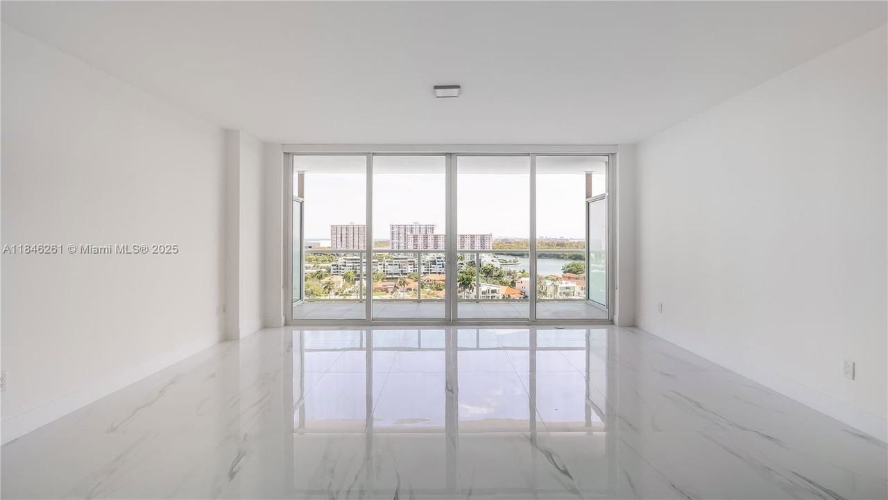 400 Sunny Isles Blvd #1418 - Photo 5 of 7