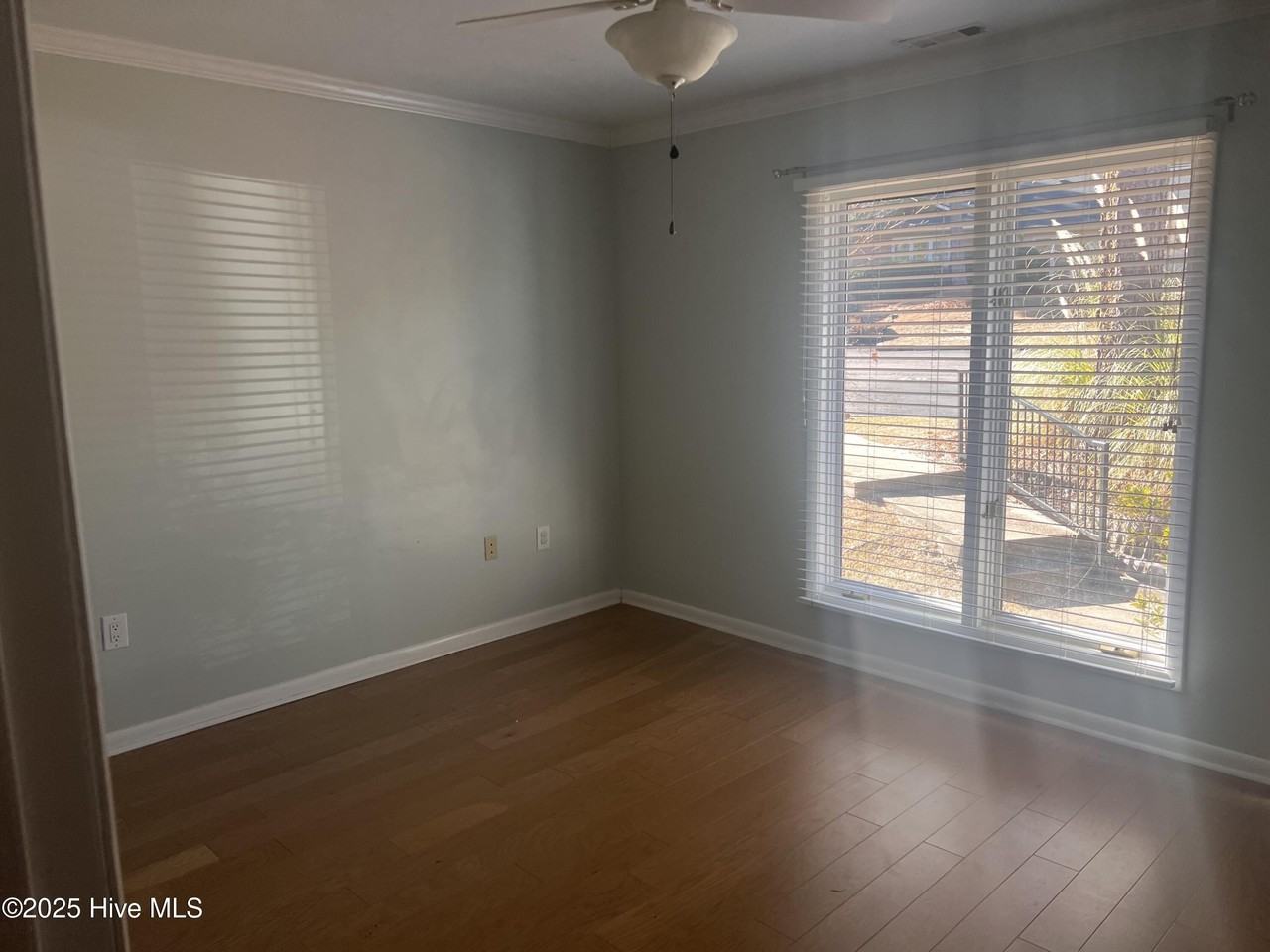 37 Garden Villa Dr - Photo 4 of 9