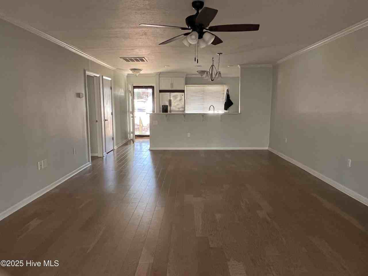 37 Garden Villa Dr - Photo 7 of 9