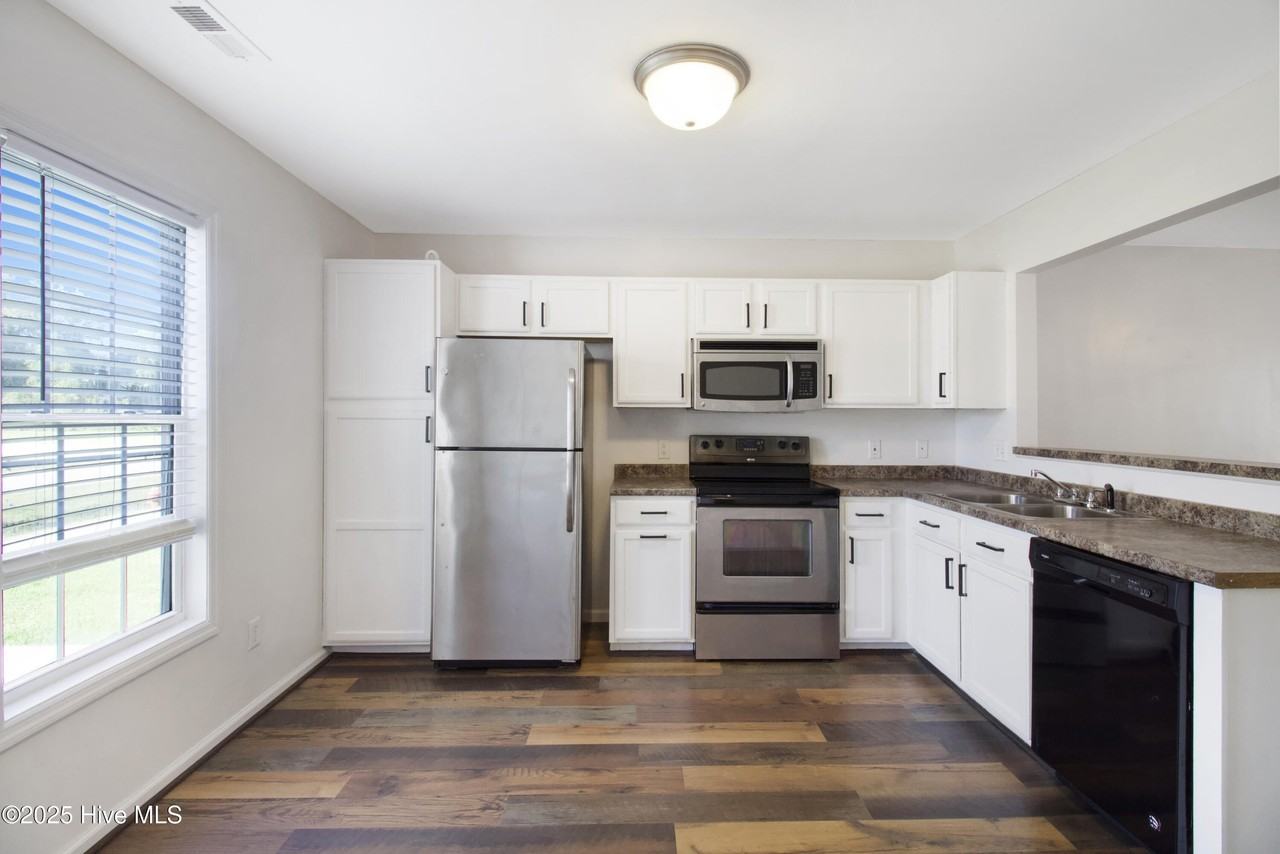 134 Cornerstone Pl - Photo 6 of 20