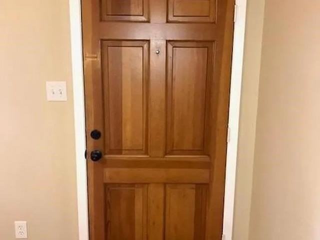 707 Vicky Dr - Photo 4 of 19