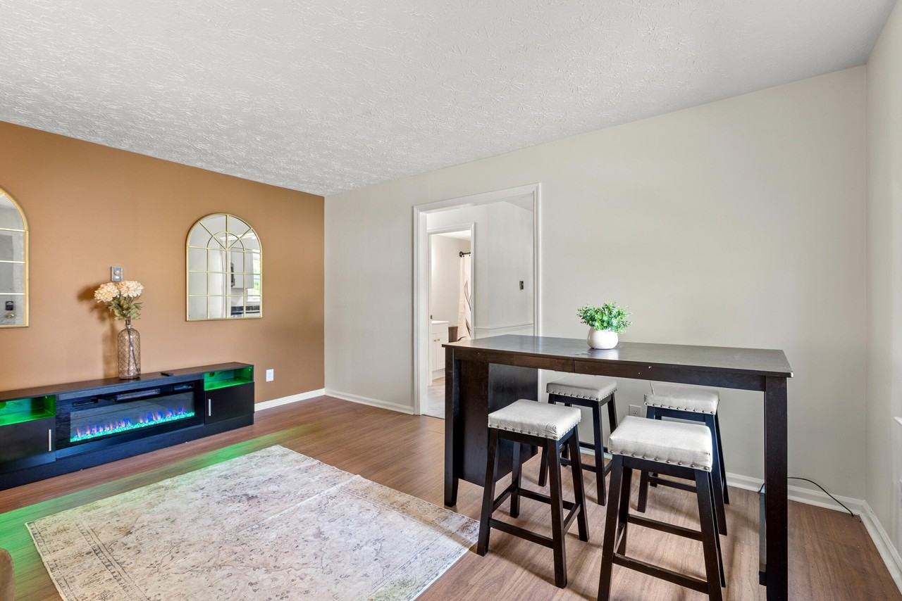 104 Pleasantview St - Photo 2 of 28